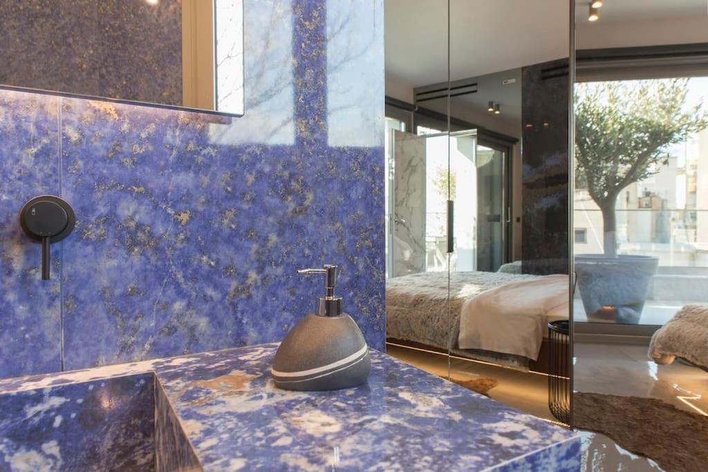 Luxury Acropolis View Apartment-Living Stone Black Pearl Афіни Екстер'єр фото