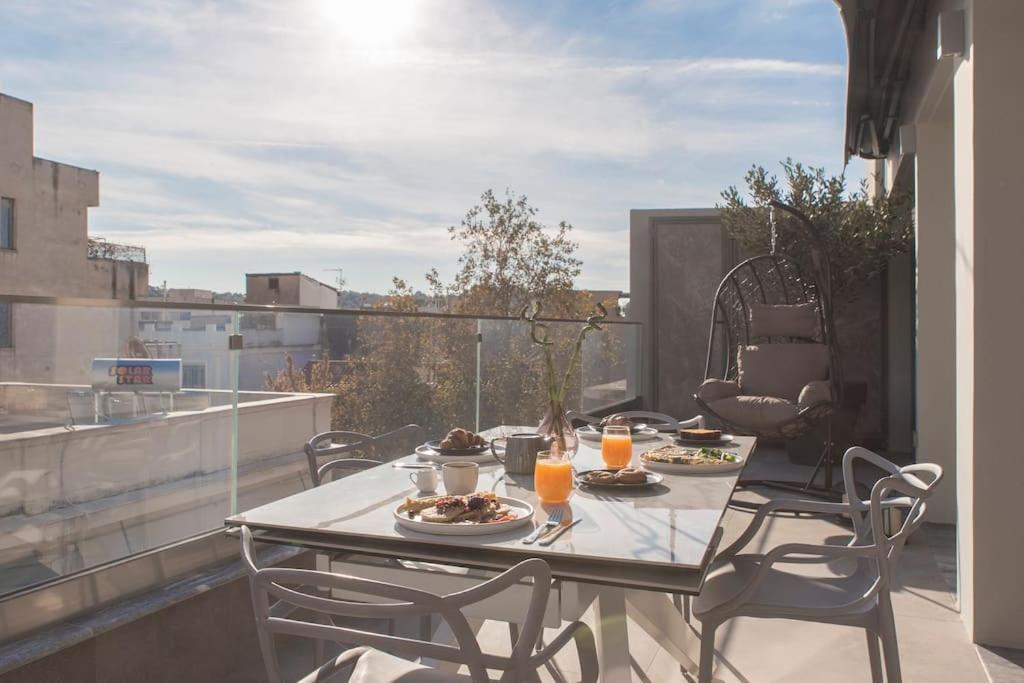 Luxury Acropolis View Apartment-Living Stone Black Pearl Афіни Екстер'єр фото