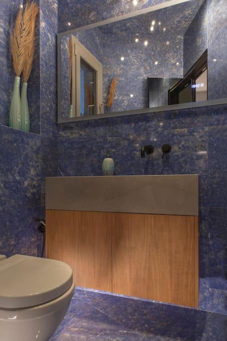 Luxury Acropolis View Apartment-Living Stone Black Pearl Афіни Екстер'єр фото