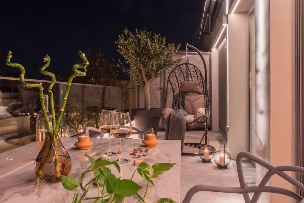 Luxury Acropolis View Apartment-Living Stone Black Pearl Афіни Екстер'єр фото