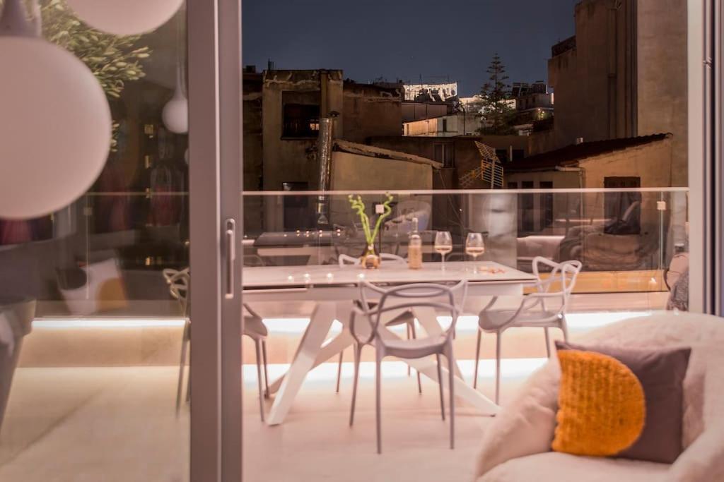 Luxury Acropolis View Apartment-Living Stone Black Pearl Афіни Екстер'єр фото